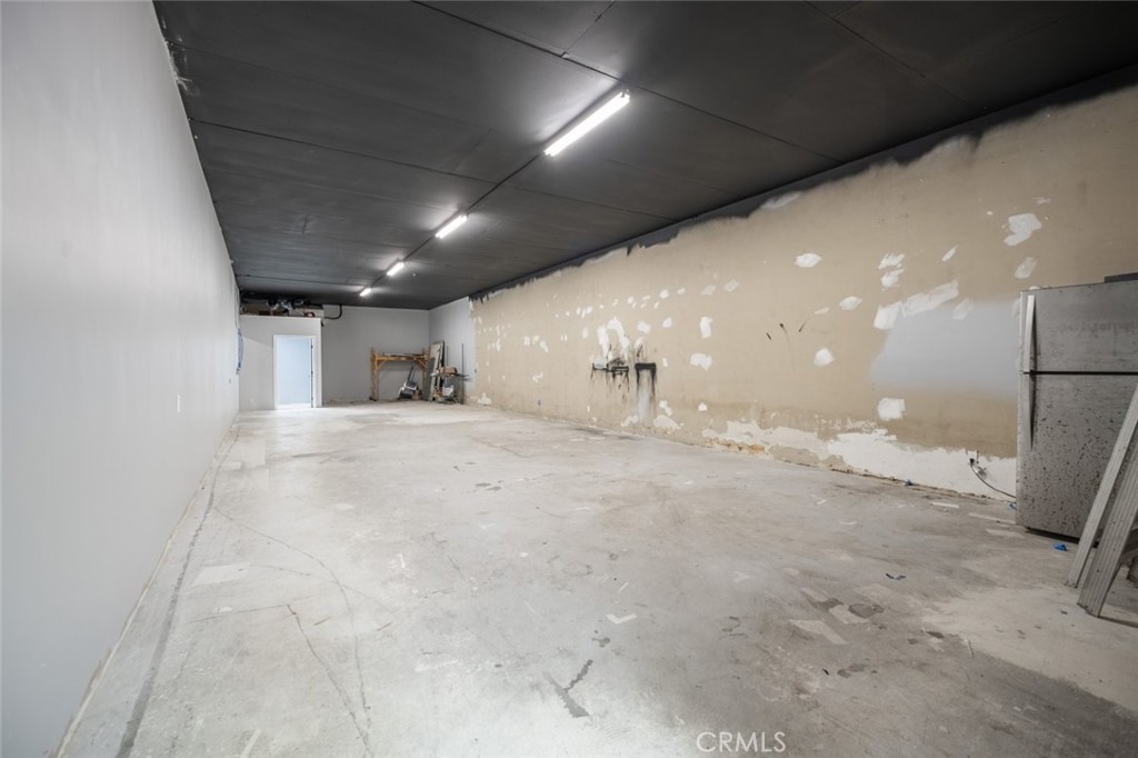 12132 Front Street Property Photo 14