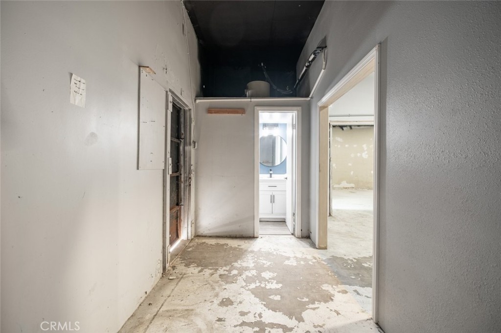 12132 Front Street Property Photo 26