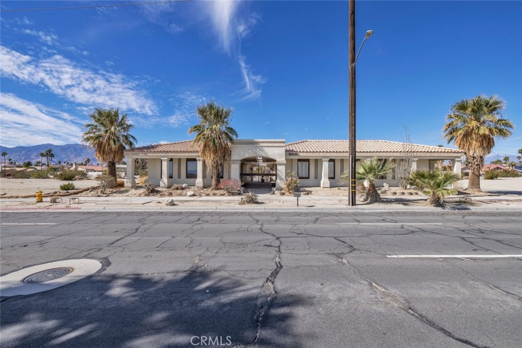 28401 Date Palm Drive Property Photo 2