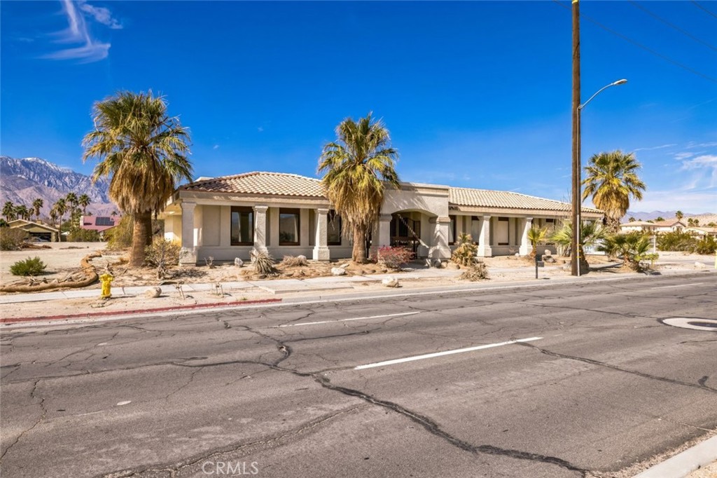 28401 Date Palm Drive Property Photo 3