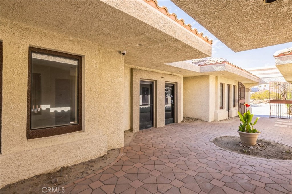 28401 Date Palm Drive Property Photo 11