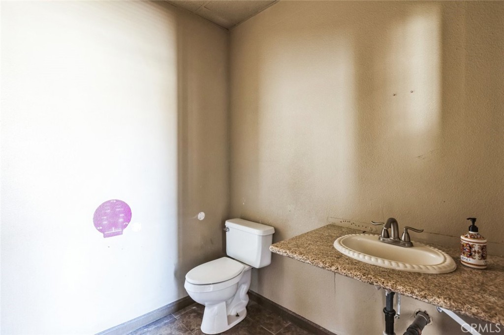 28401 Date Palm Drive Property Photo 22