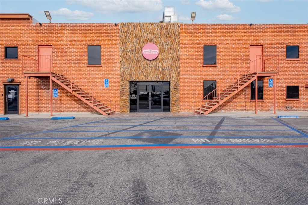 8206 Firestone Boulevard Property Photo 6