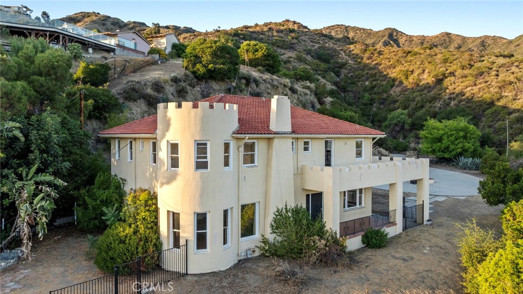 1220 E Providencia Avenue Property Photo 1