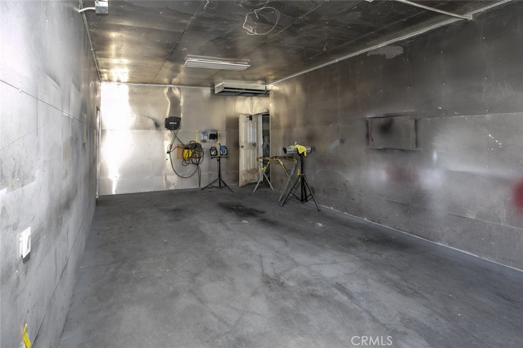 10066 San Fernando Road Property Photo 1