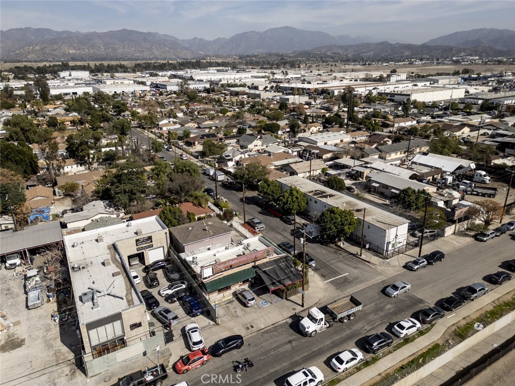 10066 San Fernando Road Property Photo 6