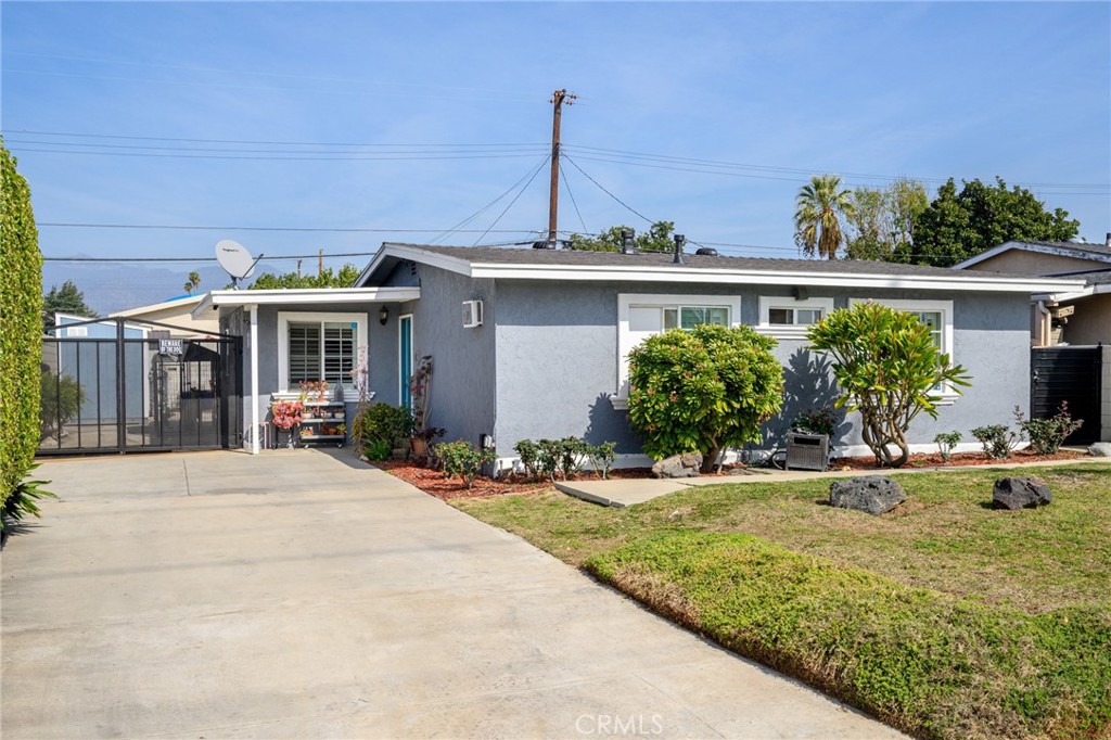 17027 E Cypress Street Property Photo