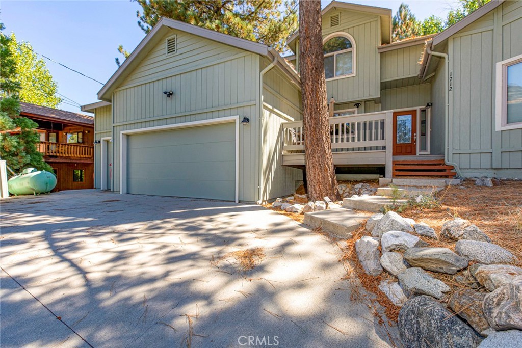 1712 Woodland Drive Property Photo