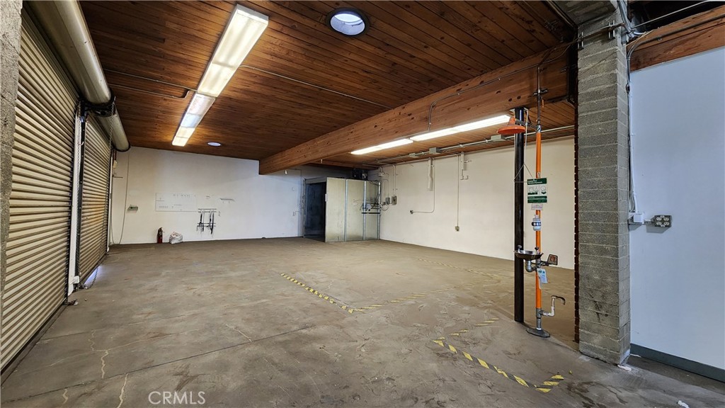 89 N San Gabriel Boulevard Property Photo 6