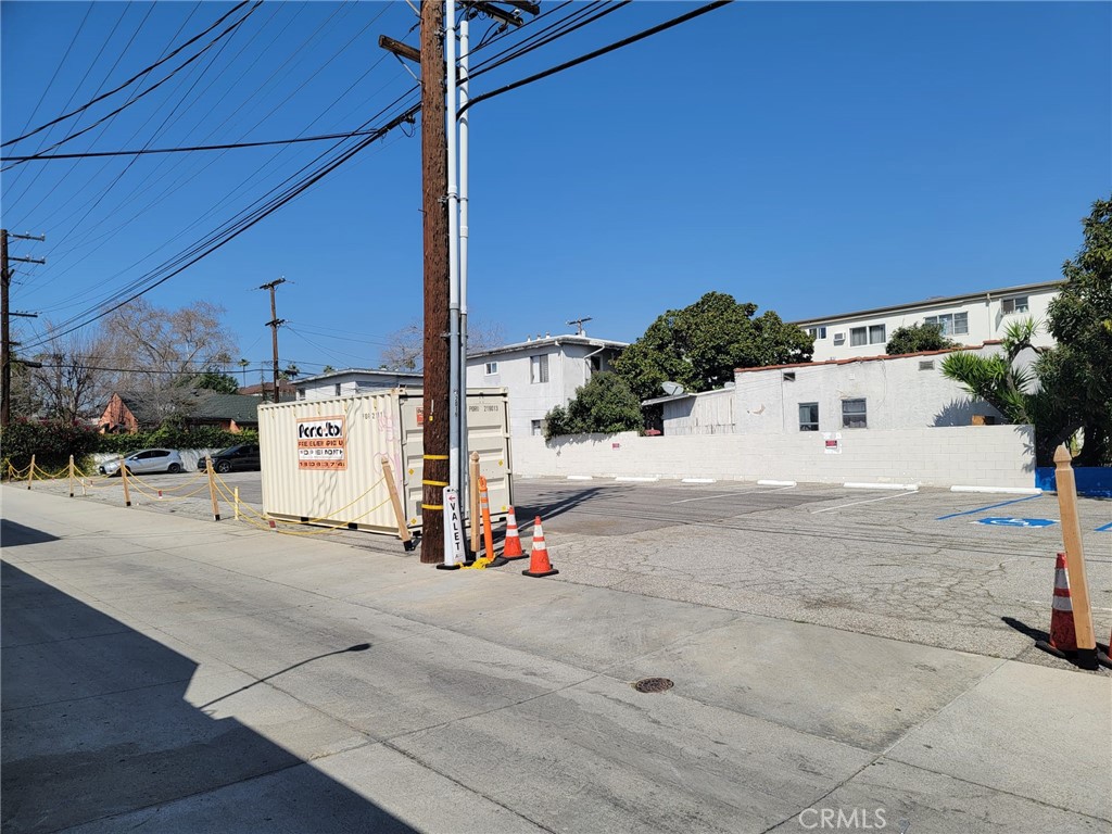 6430 San Fernando Road Property Photo 4