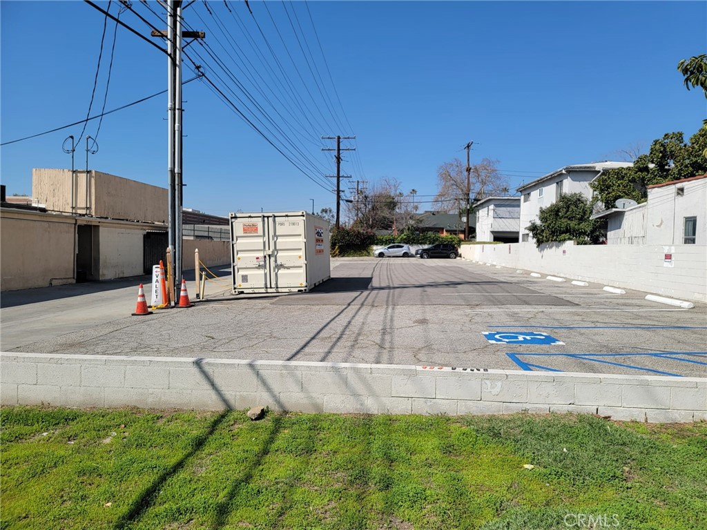 6430 San Fernando Road Property Photo 5