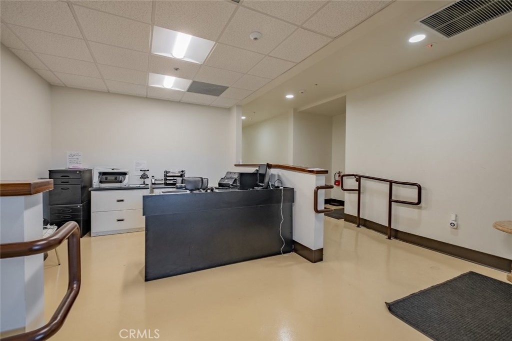 14122 Aetna Street Property Photo 8
