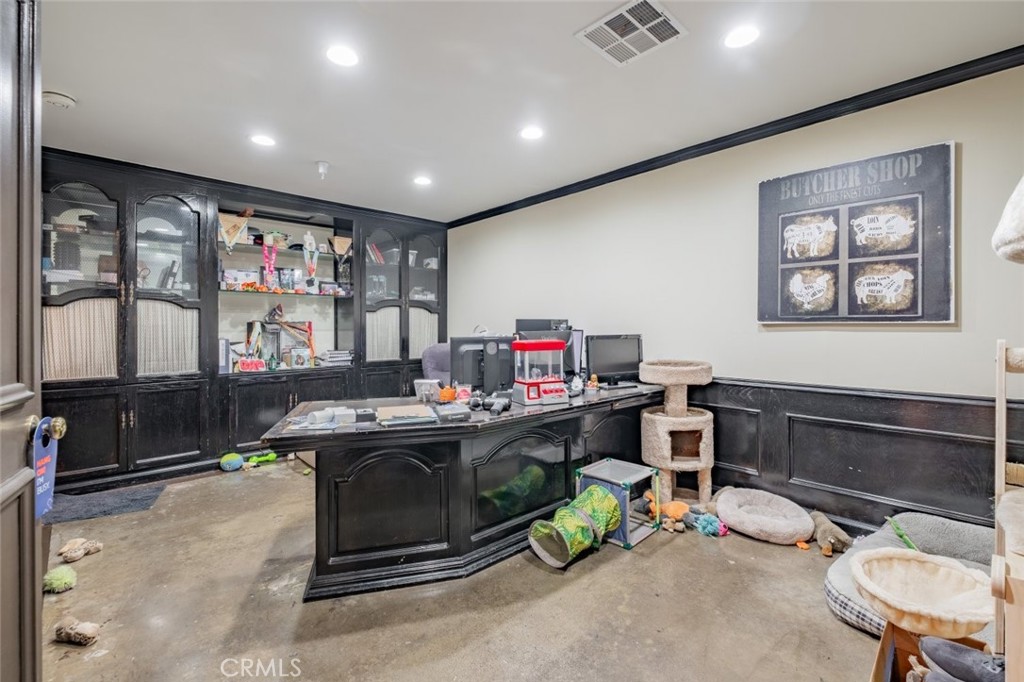 14122 Aetna Street Property Photo 30
