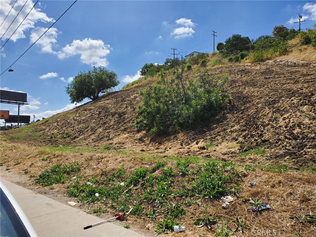 3200 Marengo Street Property Photo