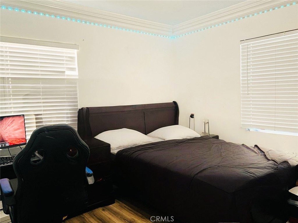 6410 Goodland Avenue Property Photo 7