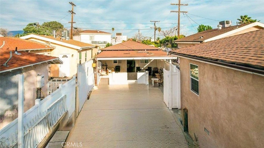 6410 Goodland Avenue Property Photo 35