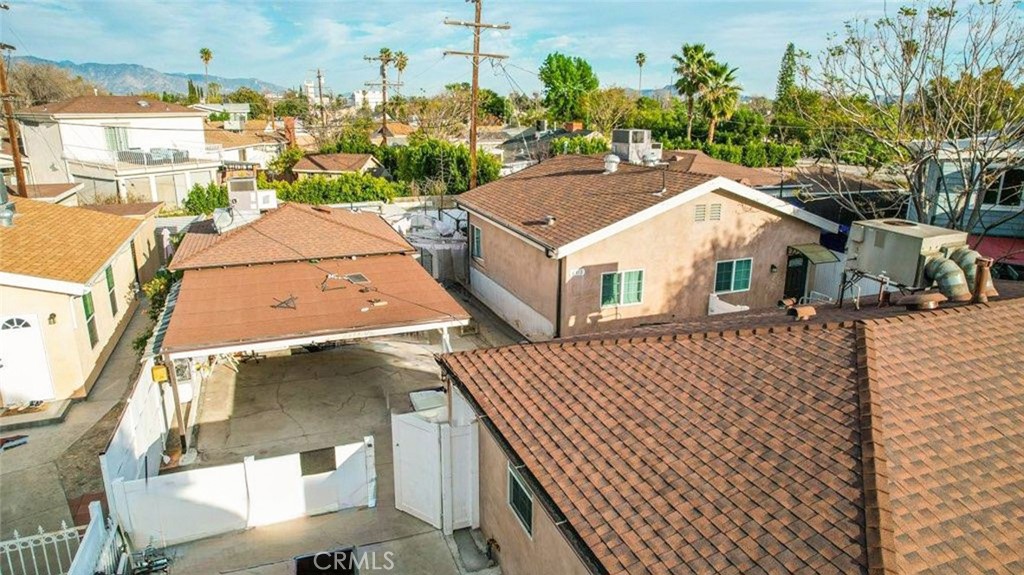 6410 Goodland Avenue Property Photo 36