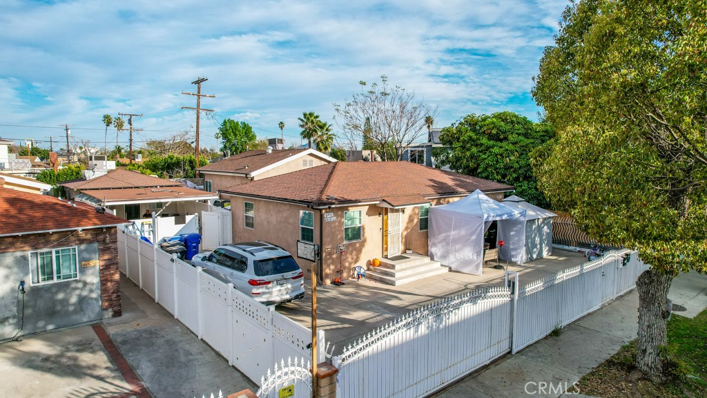 6410 Goodland Avenue Property Photo 37
