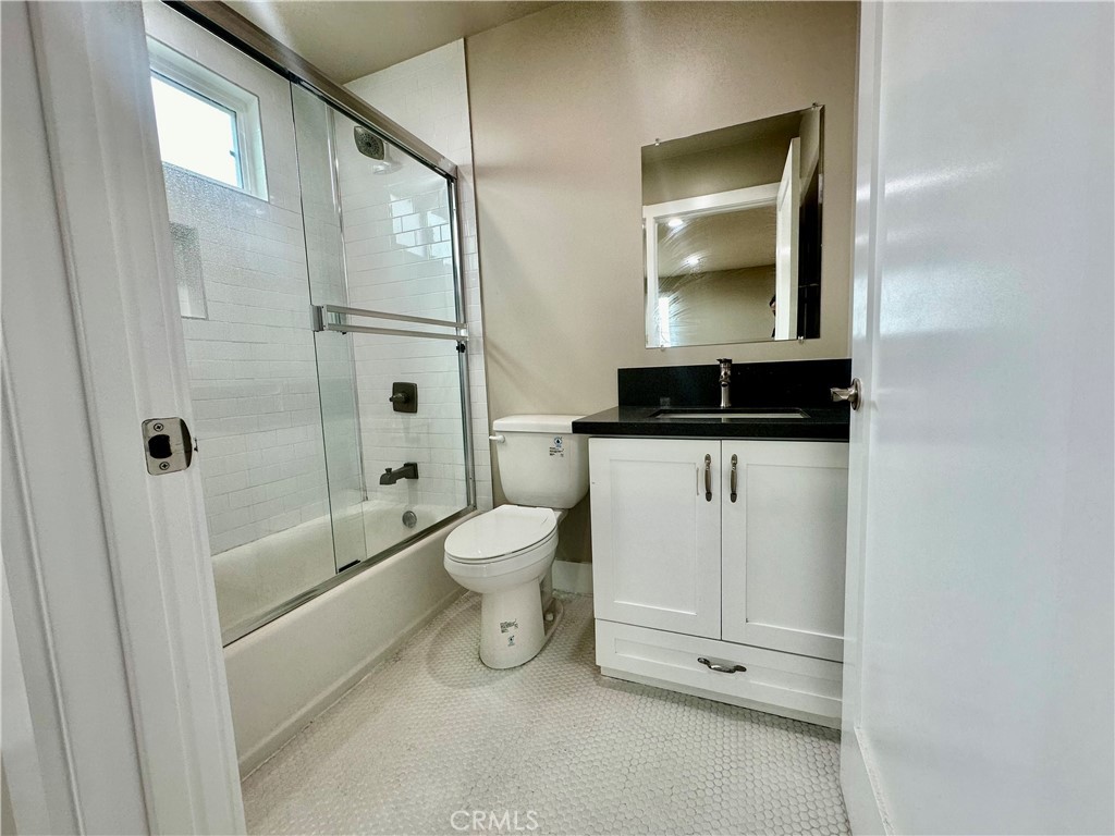 2301 Hauser Boulevard Property Photo 16