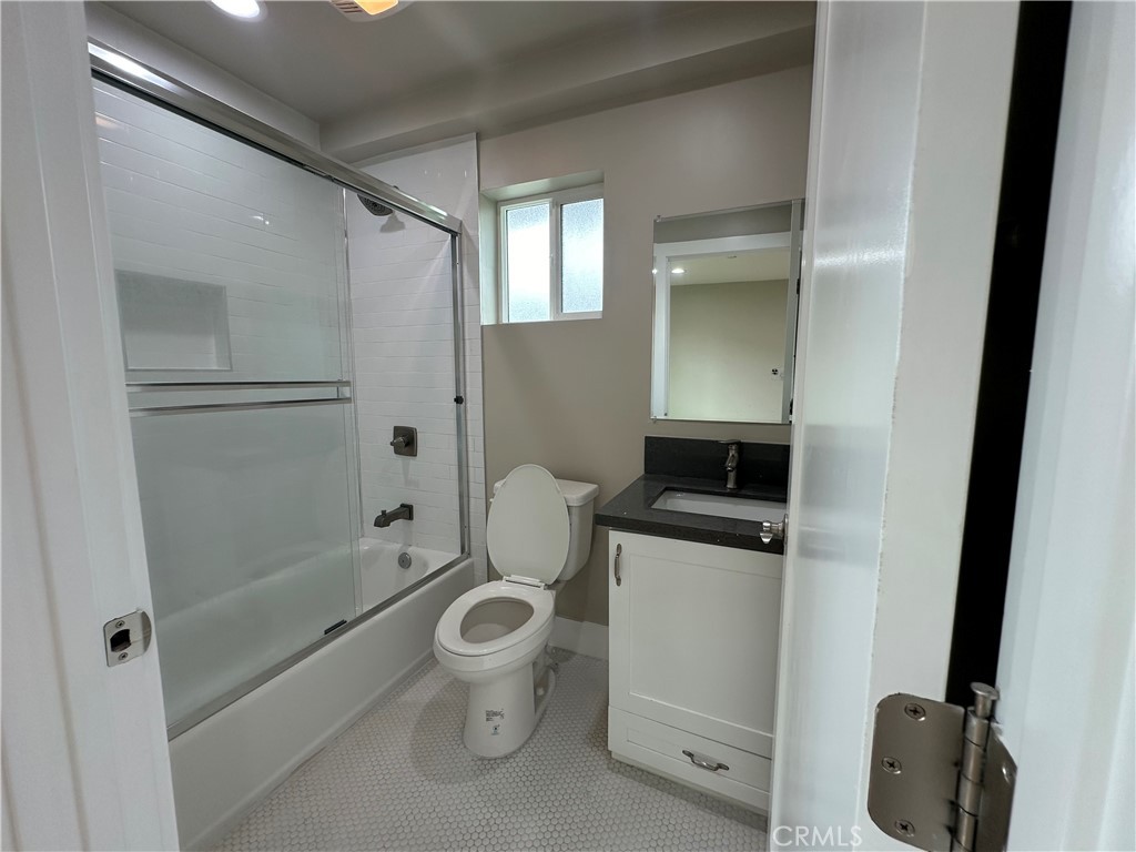 2301 Hauser Boulevard Property Photo 18