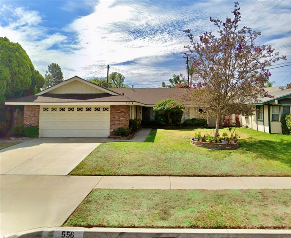 556 Santa Mariana Avenue Property Photo