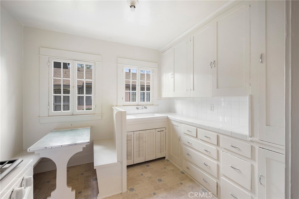 415 Riverdale Drive Property Photo 11