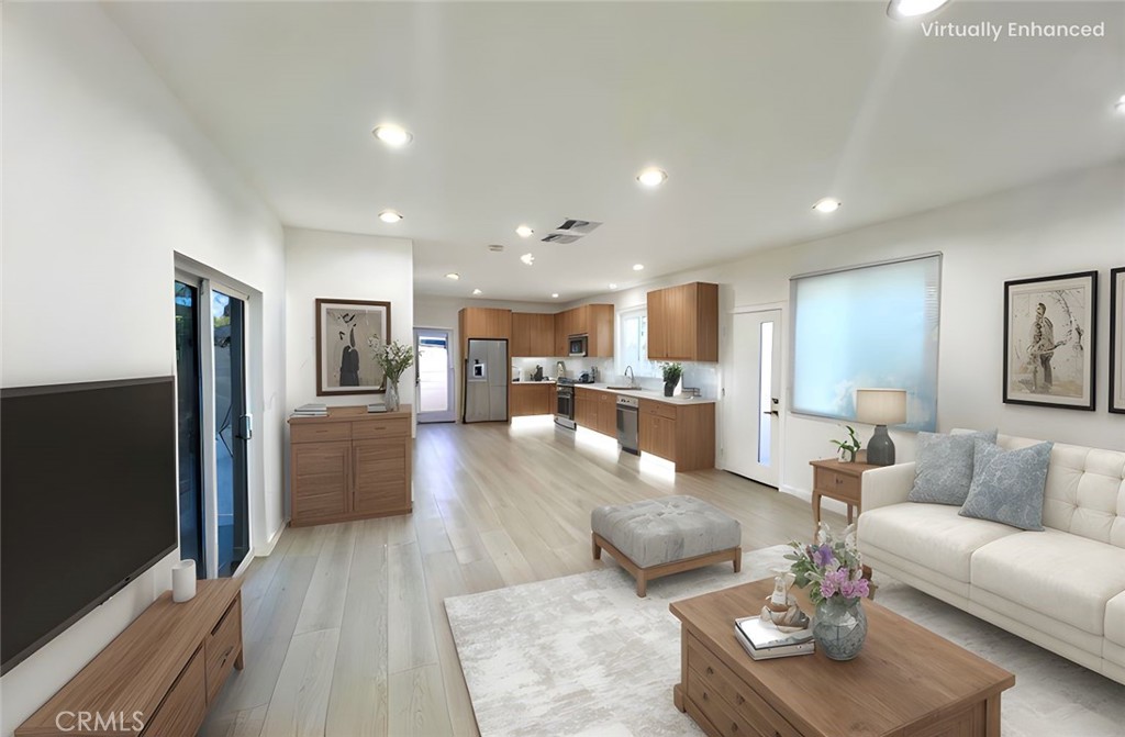 6502 Charlesworth Property Photo