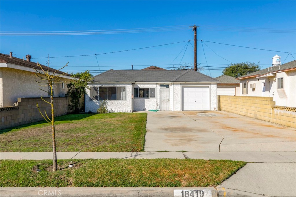 18419 Elaine Avenue Property Photo 1