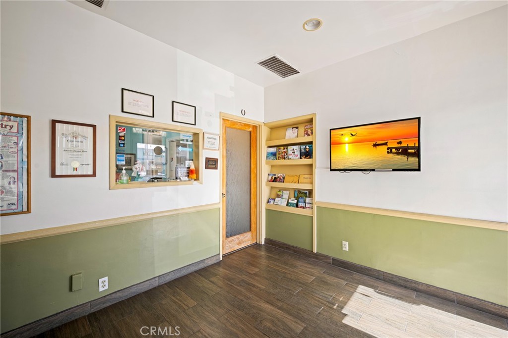 3119 Glendale Boulevard Property Photo 7