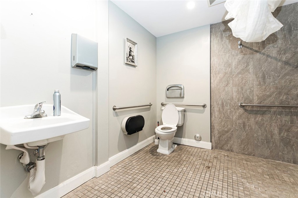 416 418 E Colorado Street Property Photo 22
