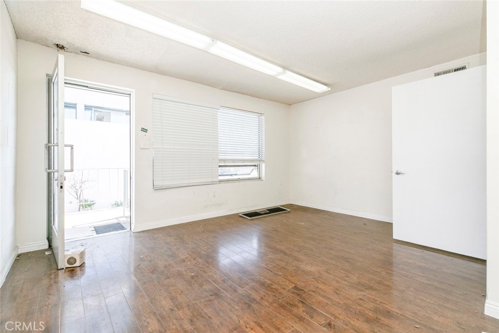 416 418 E Colorado Street Property Photo 34