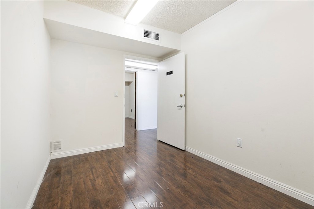 416 418 E Colorado Street Property Photo 35