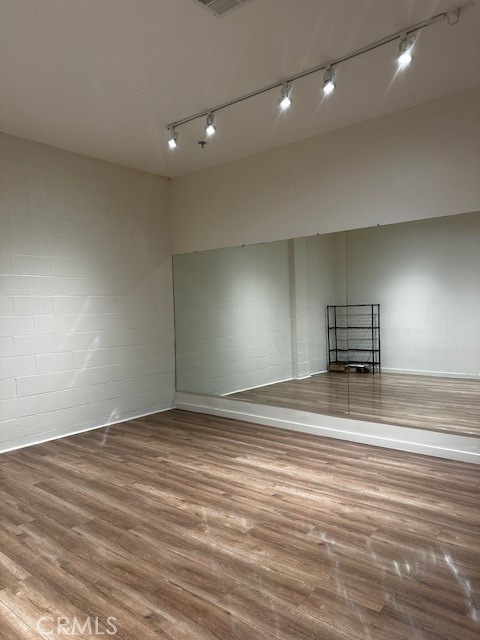 671 675 W Broadway 108 Property Photo 8