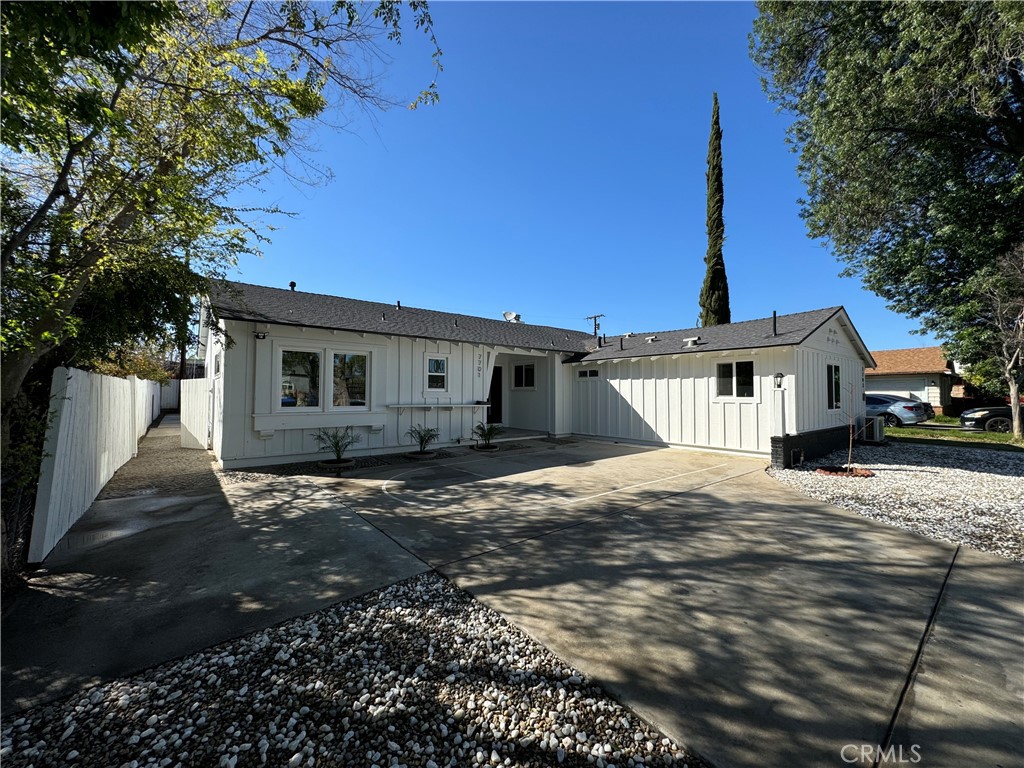 7701 Variel Avenue Property Photo