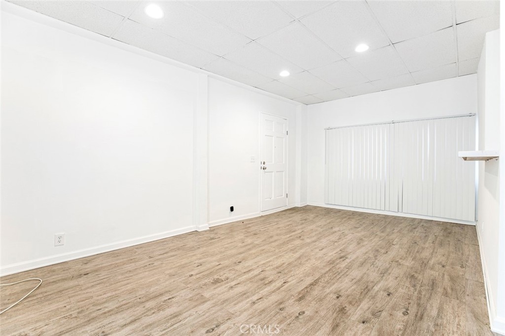 1138 N Parish Place Property Photo 22