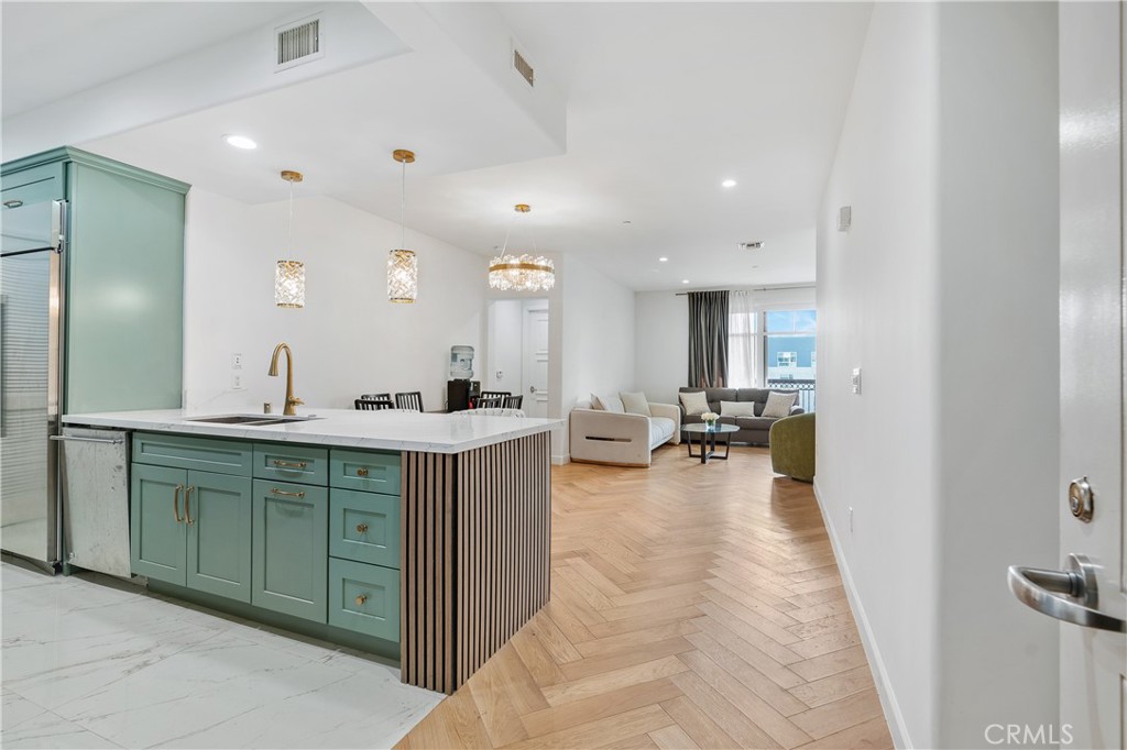 468 Caruso Avenue Property Photo 1
