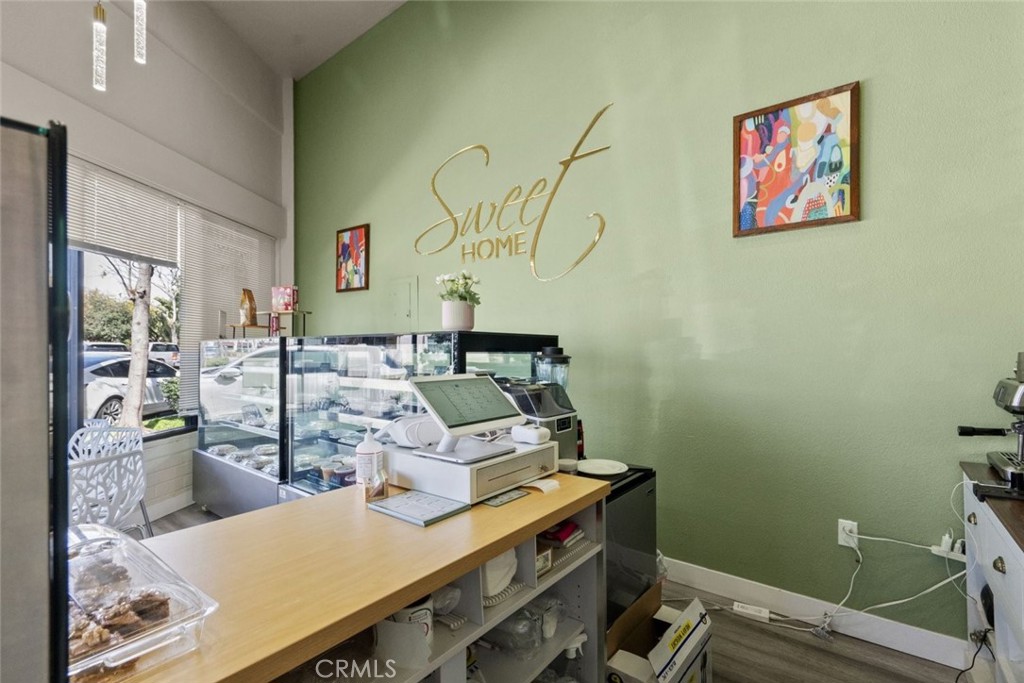 1124 S Adams Street Property Photo 12