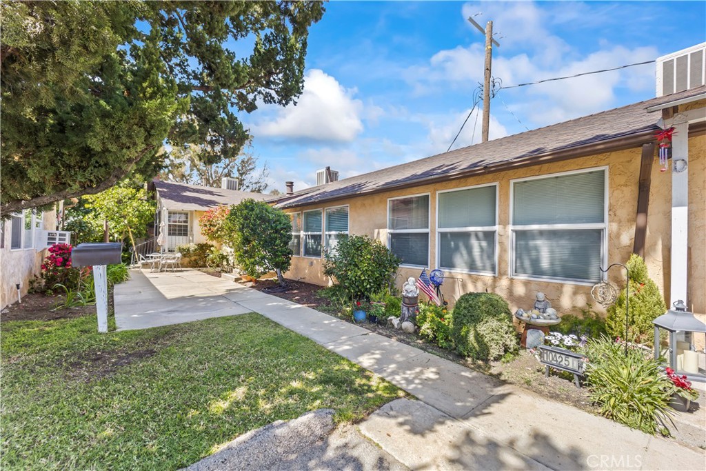 10425 Mcvine A Property Photo