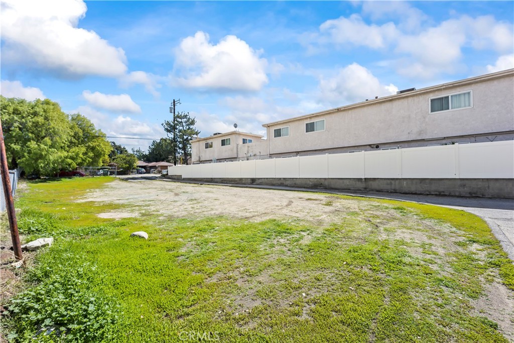 10425 Mcvine Avenue Property Photo 17