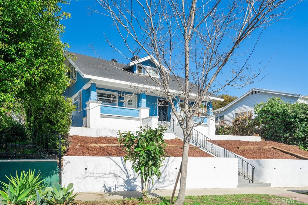 2537 Elsinore Street Property Photo