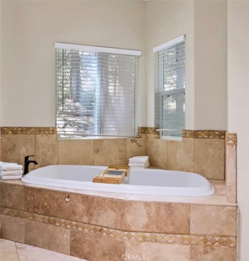 26648 Thunderbird Drive Property Photo 16