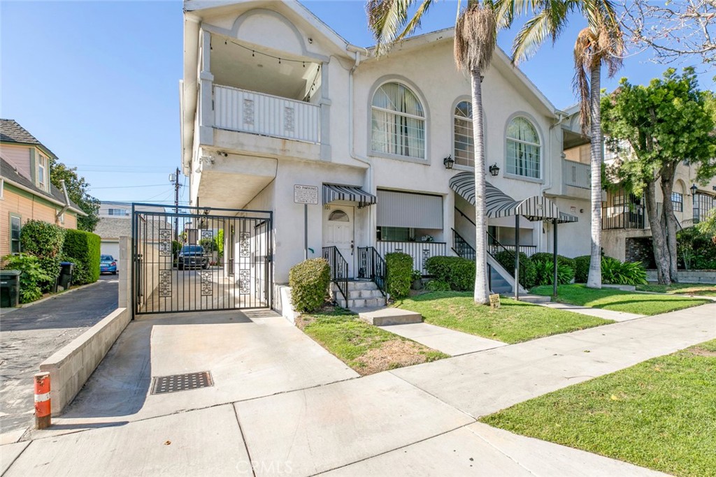 335 E Providencia Avenue Property Photo 1