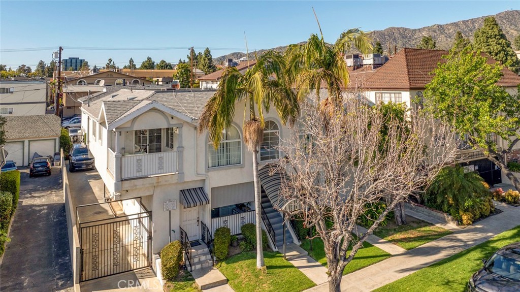 335 E Providencia Avenue Property Photo 27