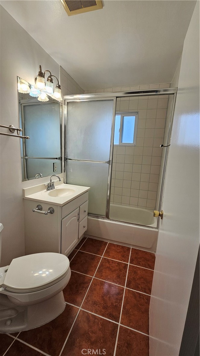 2001 N Verdugo Road Property Photo 12