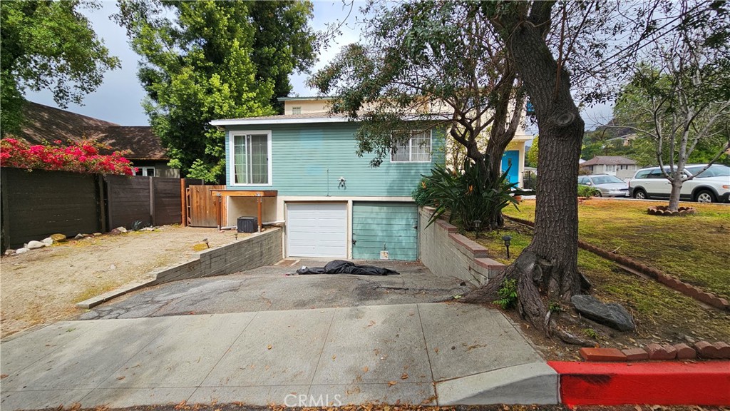 2001 N Verdugo Road Property Photo 15