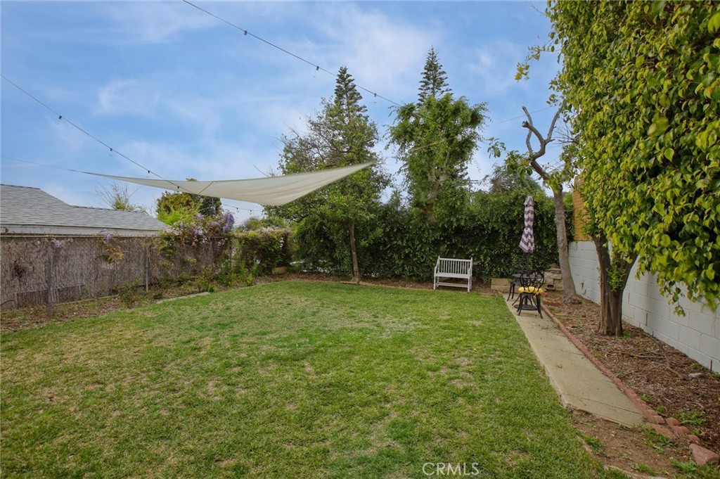 1418 1424 Isabel Street Property Photo 3