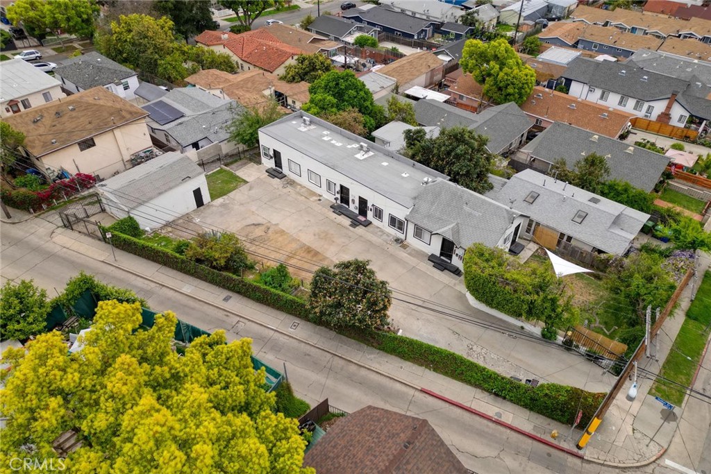 1418 1424 Isabel Street Property Photo 4