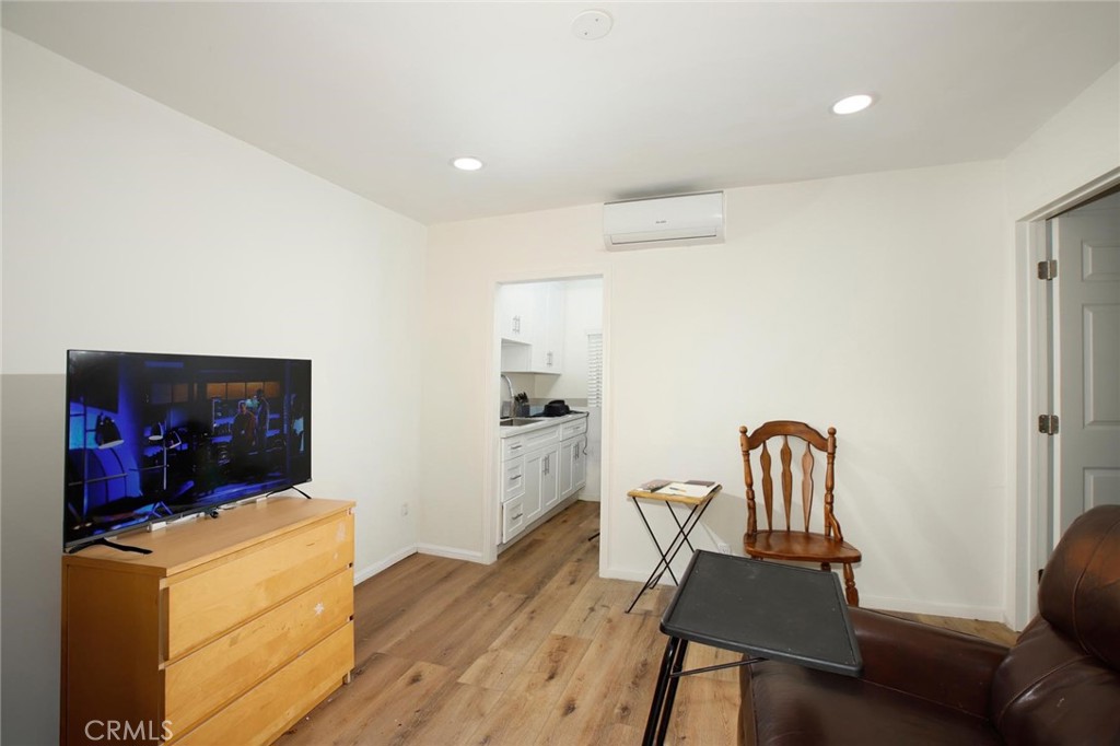 1418 1424 Isabel Street Property Photo 7