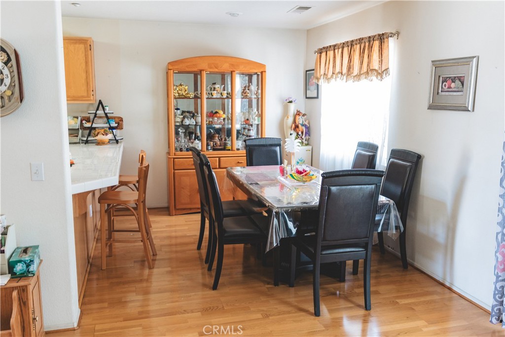15822 Cascade Drive Property Photo 3
