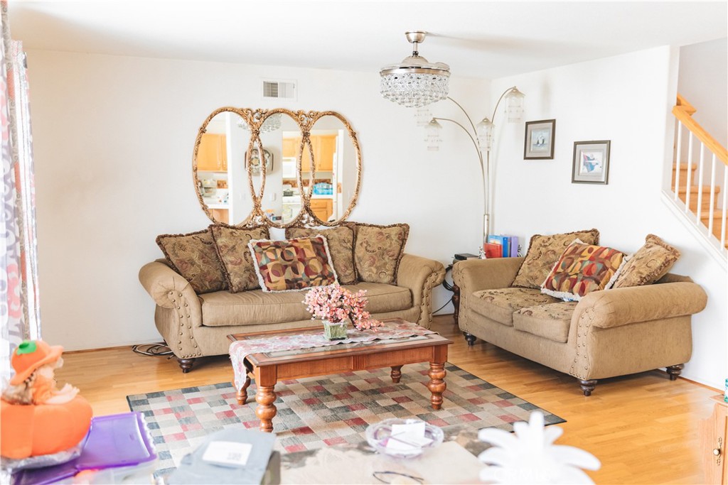 15822 Cascade Drive Property Photo 4